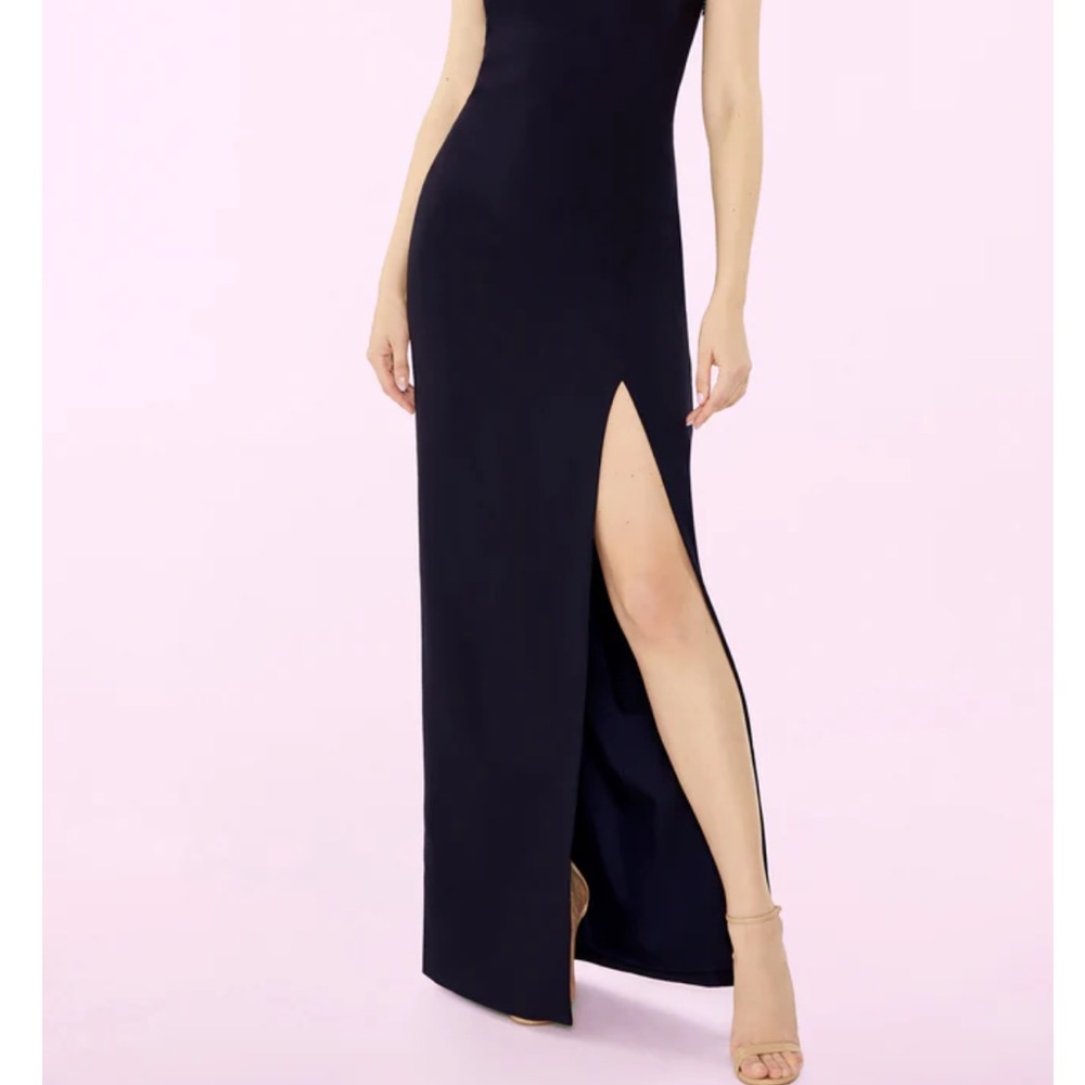 Likely black gown NEW 🖤